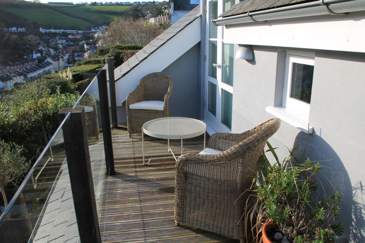 Compass Rose Bed & Breakfast Dartmouth Bagian luar foto